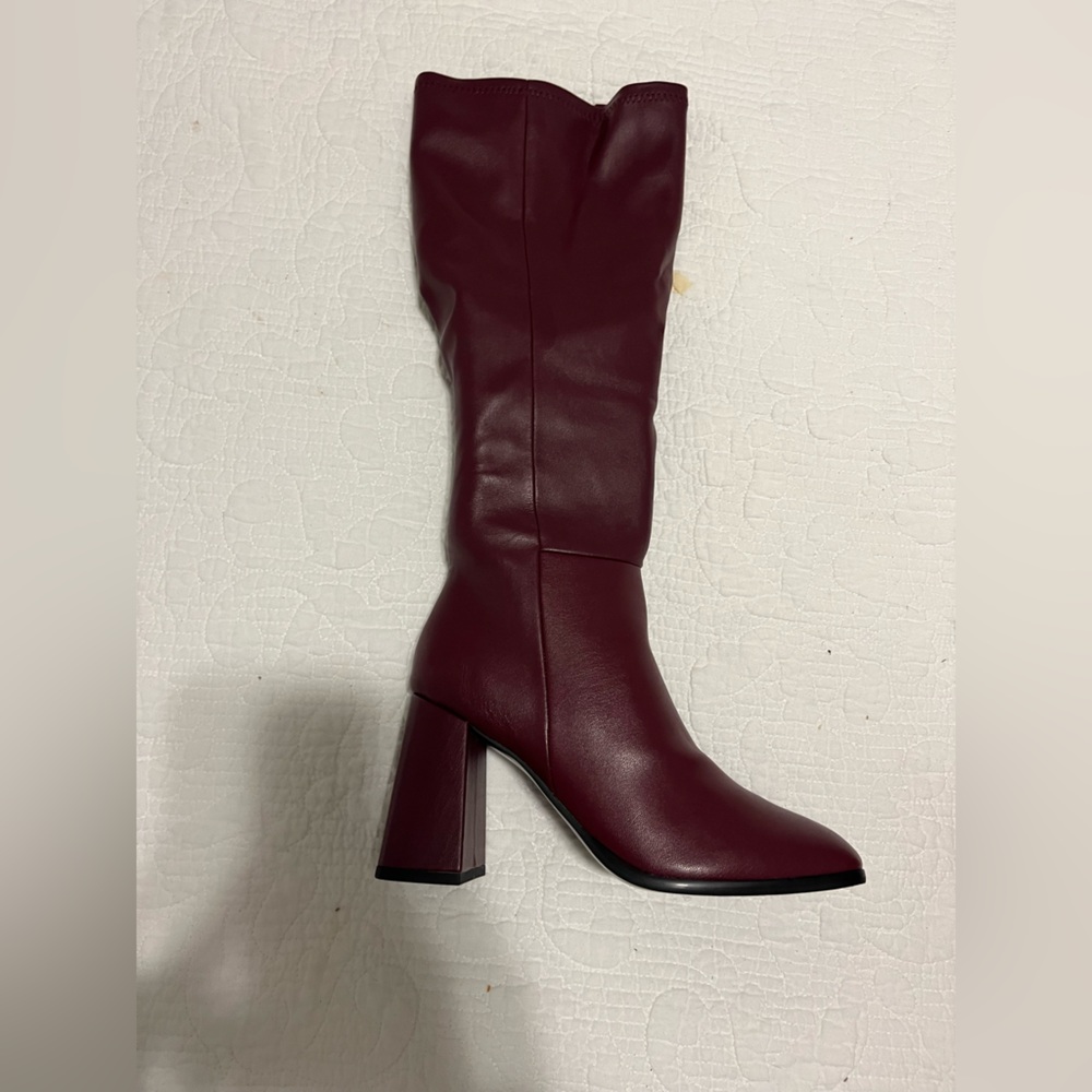BRAND NEW Women's Steve Madden burgundy Livah knee high boots *SOLD ON DEPOP*
